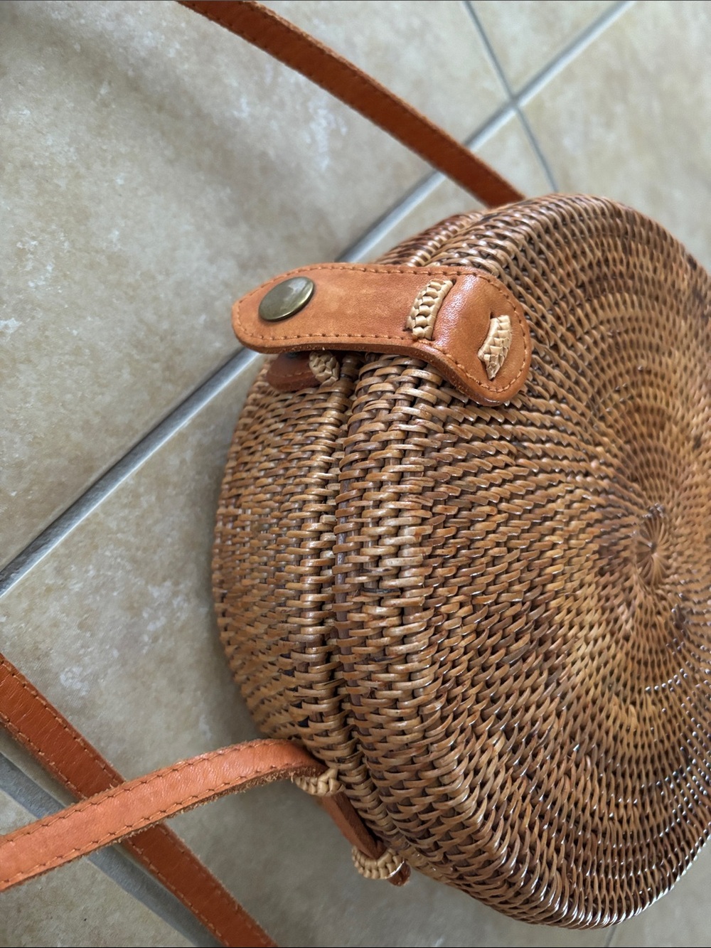 Round Woven Crossbody Bag in Brown - Picture 4 of 8